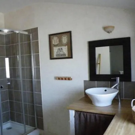 Lavande Villa *